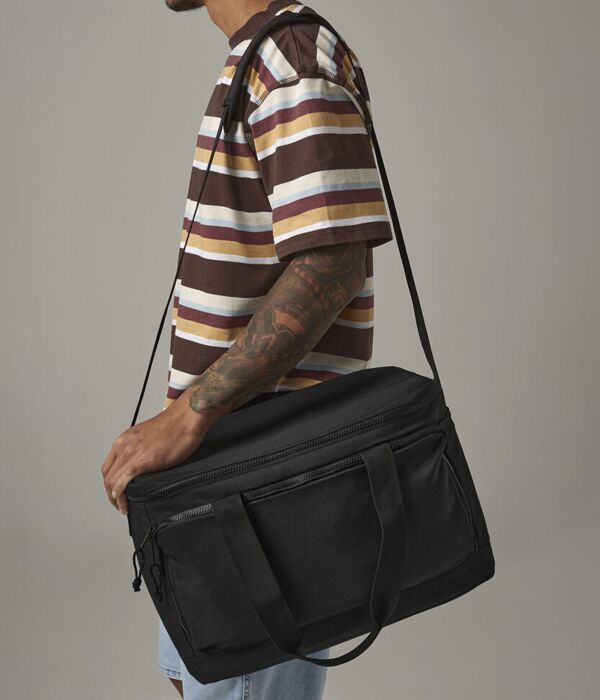 Recycled large cooler shoulder bag Thumbnail