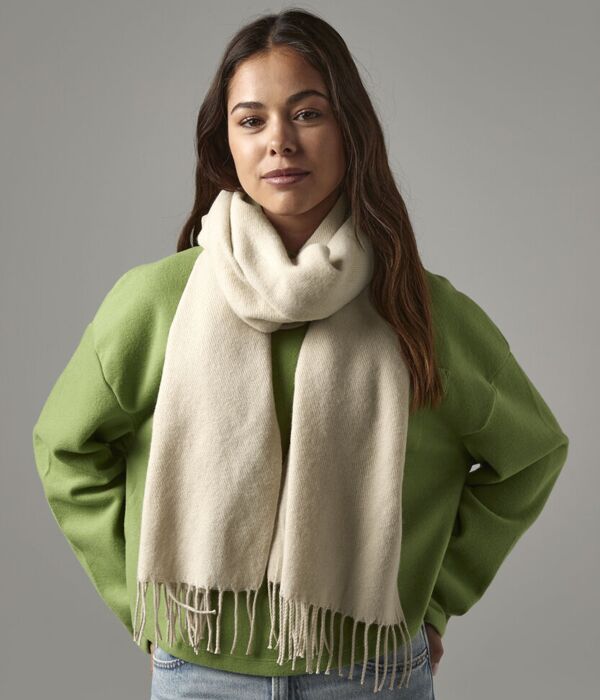 Classic woven scarf Thumbnail