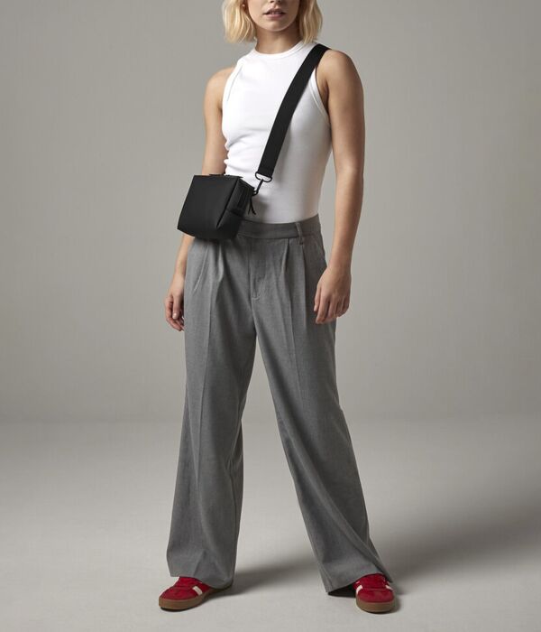 Matte PU cross-body bag Thumbnail