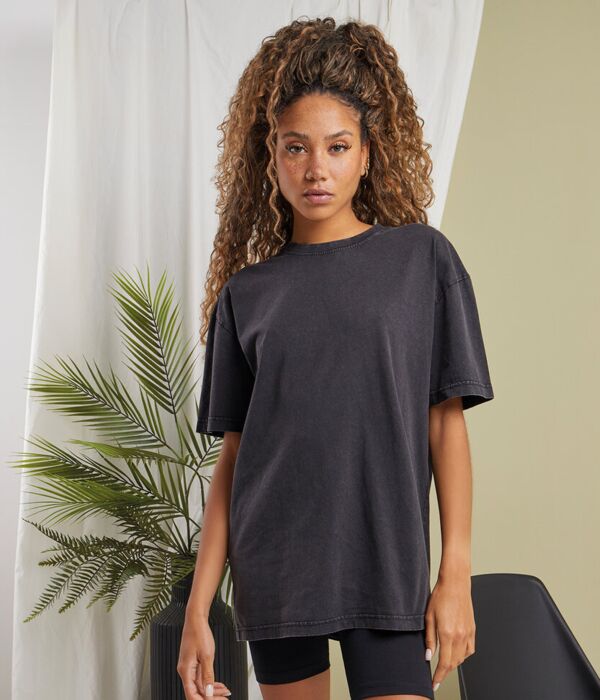 Women’s oversized acid wash tee Thumbnail