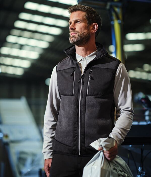 E-Volve unisex knit-effect stretch bodywarmer Thumbnail