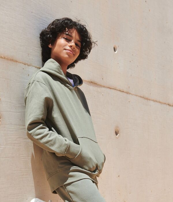 Kids sustainable fashion hoodie Thumbnail