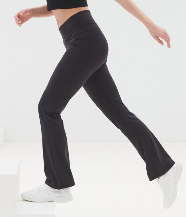Women’s flared leggings Thumbnail
