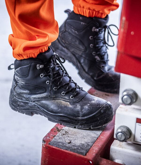Guardstone S7 waterproof hikers Thumbnail