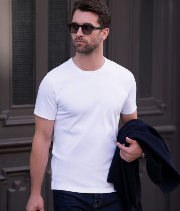 Santa Monica - the interlock tee Thumbnail