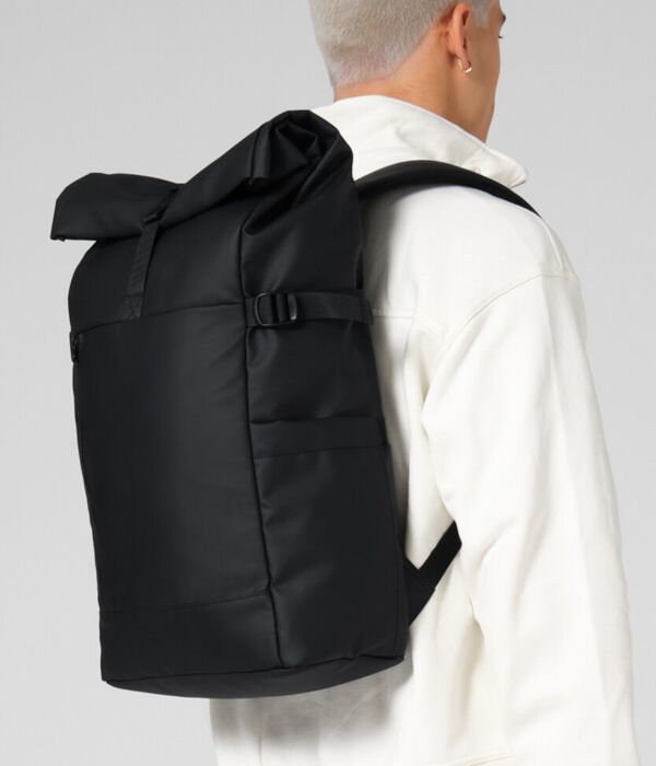 Everyday carry 25 litre roll-top backpack Thumbnail