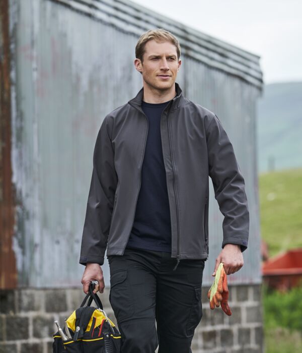 Softshell Jackets & Gilets Thumbnail